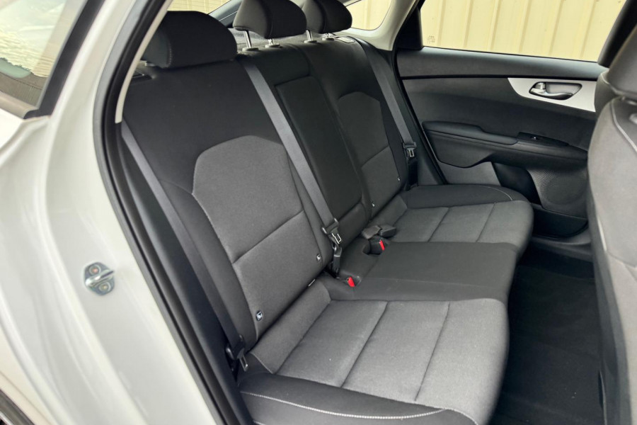2021 MY1  Kia Cerato BD Sport Hatch Image 23