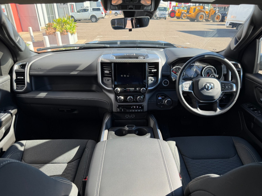 2026 Ram 1500 Express Ute Image 11