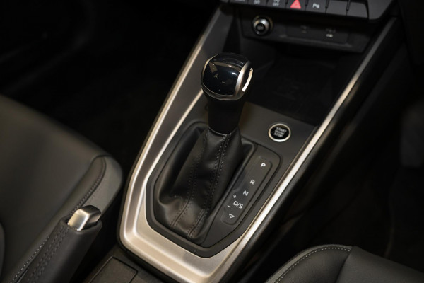 2025 Audi A1 GB 40 TFSI S line Hatch image 13