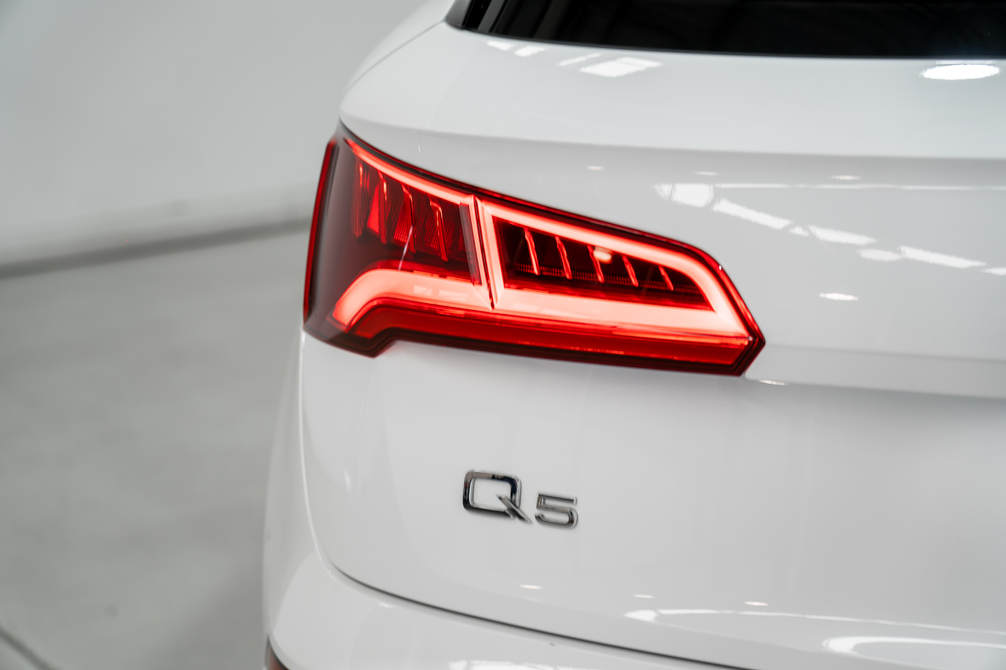 2018 Audi Q5 Audi Q5 2.0 Tdi Quattro Sport 7 Sp Auto S-Tronic 2.0 Tdi Quattro Sport Wagon Image 11