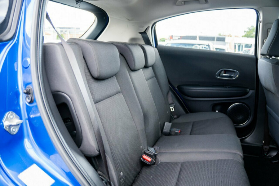 2021 Honda HR-V  VTi-S SUV Image 9