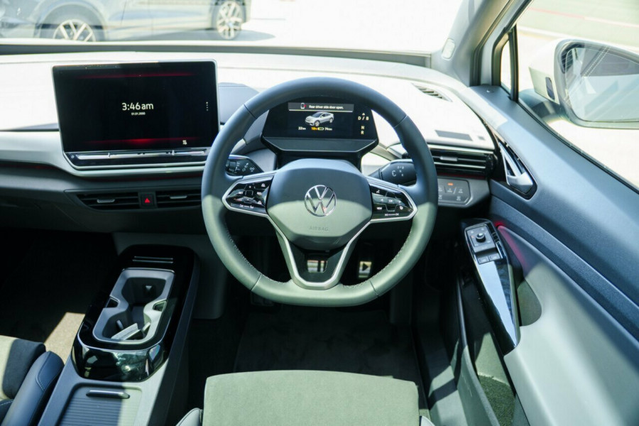 2025 Volkswagen ID. 5 E2 Pro SUV Image 9