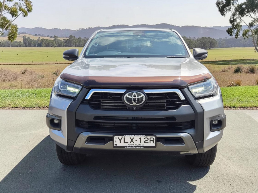 2021 Toyota HiLux GUN126R Rogue Dual Cab Pick Up Image 2