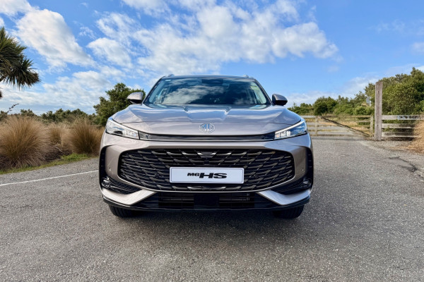 2026 MY25 MG HS AS33 Essence SUV Image 8