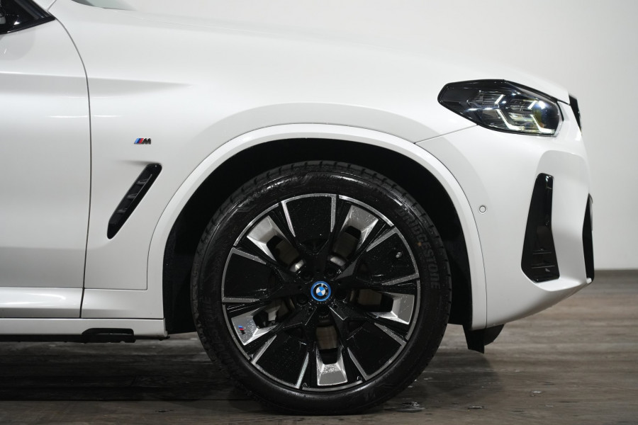 2023 BMW iX3 M Sport SUV Image 5