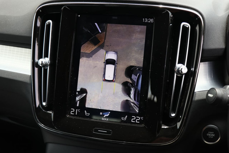 2018 Volvo Xc40 (No Series) MY19 T4 Momentum Suv Image 11
