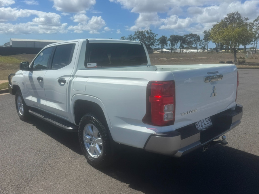 2024 Mitsubishi Triton MV GLX+ Ute Image 5