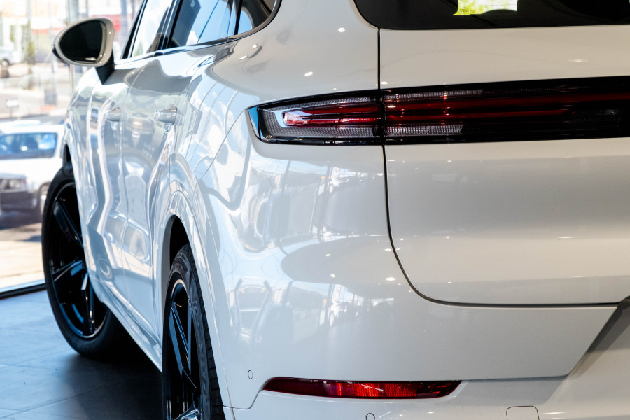 2023 MY24 Porsche Cayenne S SUV