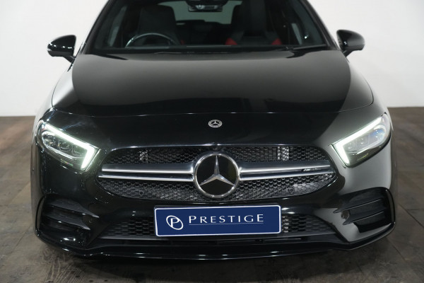 2022 Mercedes-Benz A-Class A35 4matic Hatch image 3