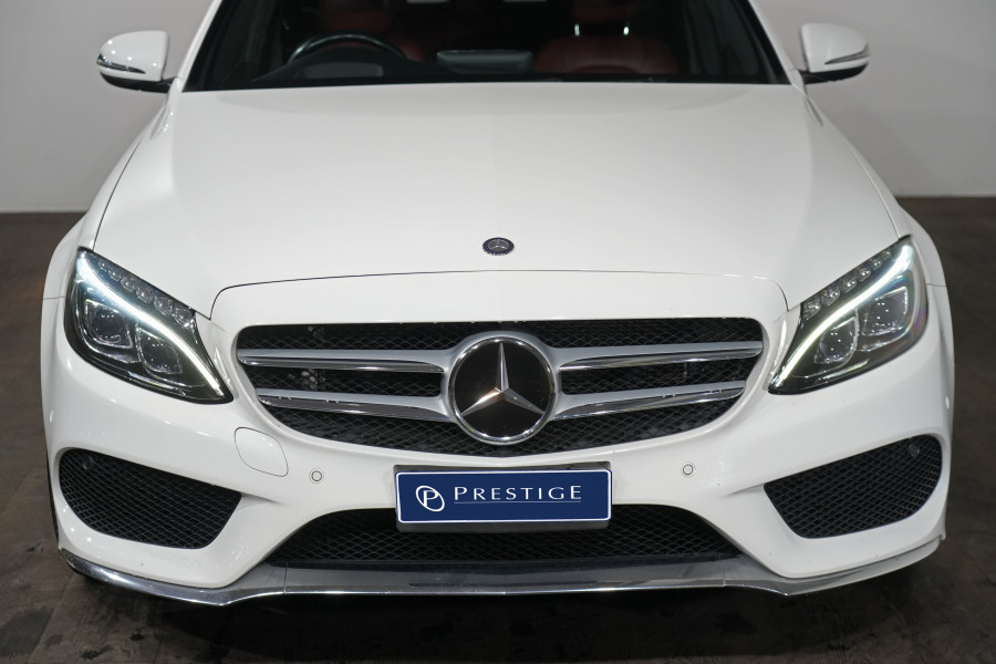 2016 Mercedes-Benz C-Class C250 SUV Image 3