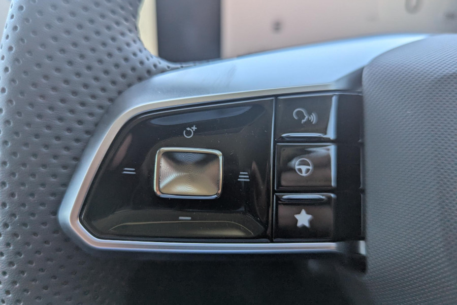2024 MY24.5 MG HS AS33 Vibe SUV Image 16