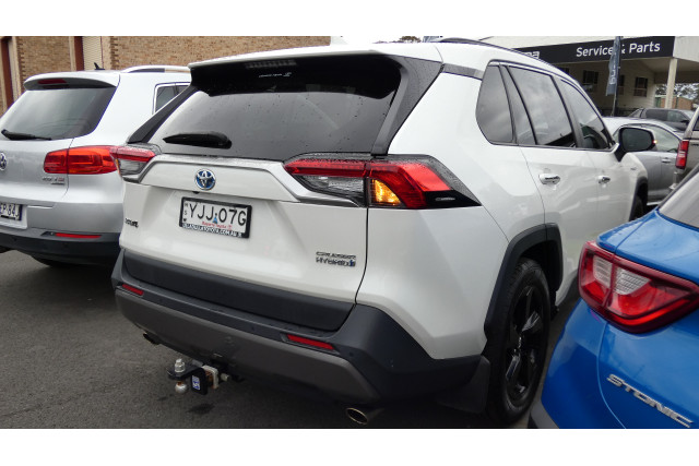 2019 Toyota RAV4 AXAH52R CRUISER 2WD HYBRID SUV Image 5