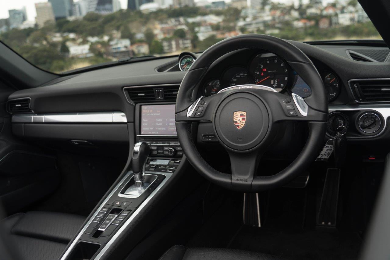 2013 Porsche 911 991 Carrera Convertible Image 8