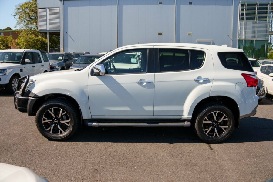 2021 Isuzu MU-X RJ LS-U SUV Image 4