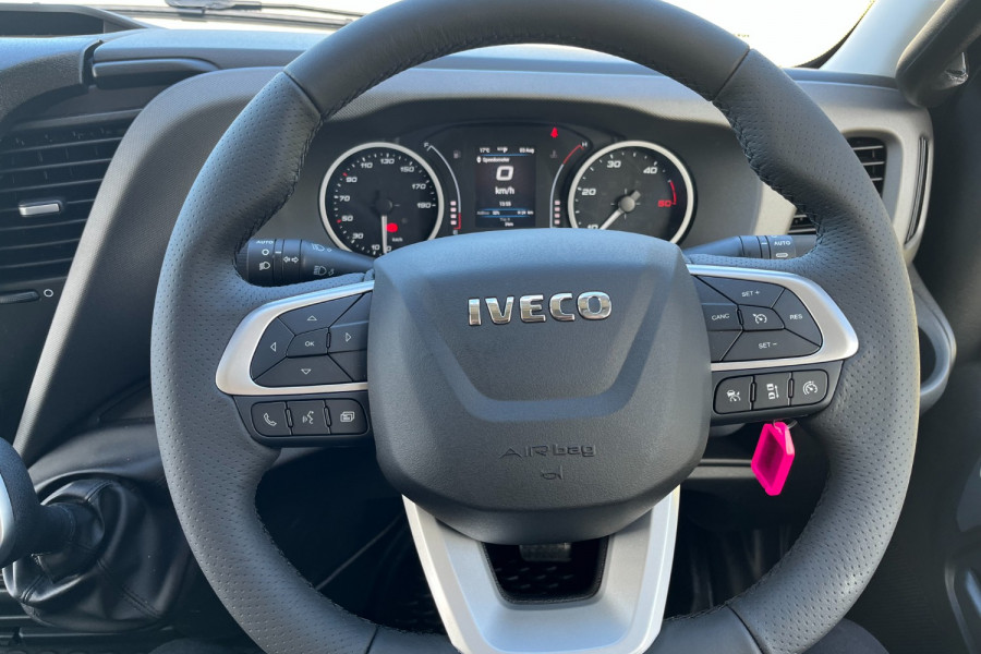 2024 Iveco Daily 35S14 Van Image 26