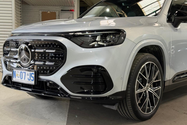 2026 Mercedes-Benz GLB-Class X244 GLB350 electric SUV Image 16