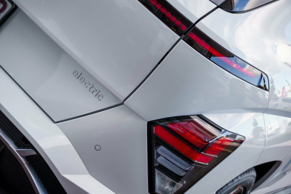 2026 Hyundai KONA SX2.V2  Electric Premium N Line SUV Image 7