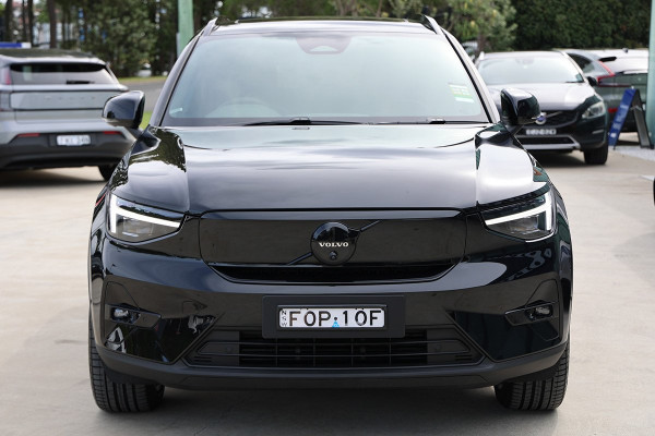 2024 MY25 Volvo EX40 No Series Black Edition SUV Image 3
