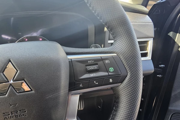 2025 Mitsubishi Outlander ZM Exceed SUV Image 19