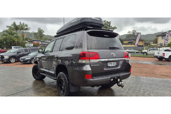 2021 Toyota LandCruiser VDJ200R Sahara Wagon