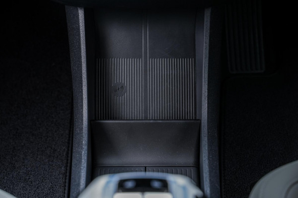 2024 MY25 Volvo EX30  Single Motor Extended Range Plus SUV Image 36