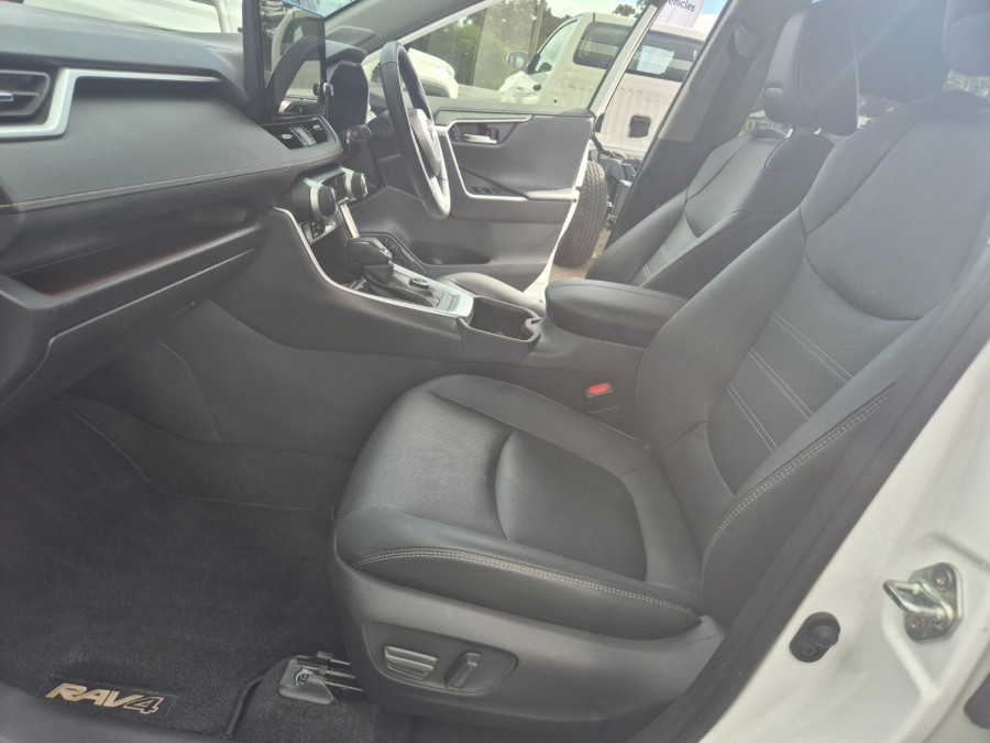 2025 Toyota RAV4 AXAH54R Cruiser SUV Image 28