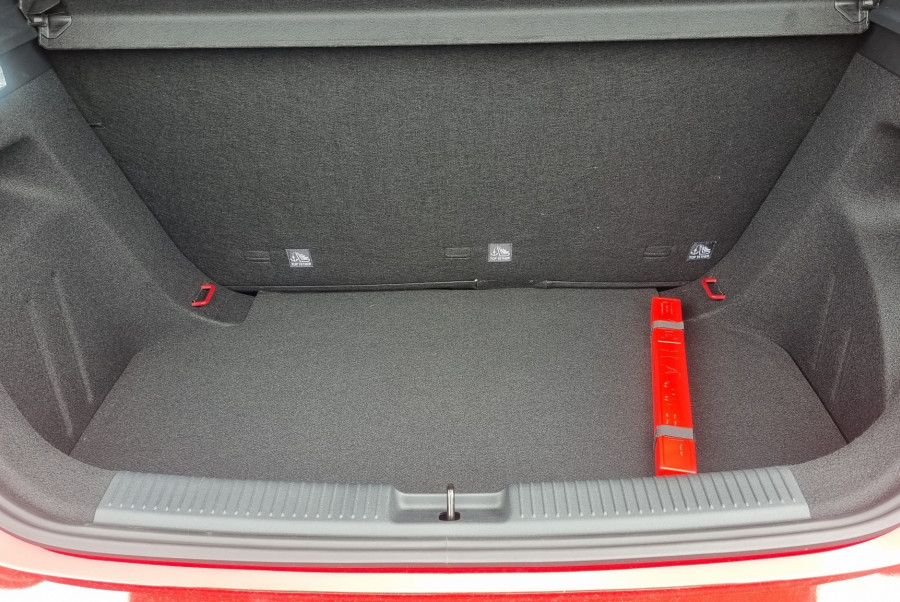 2025 MY24.5 MG MG3 ZP22 Essence Hybrid+ Hatch Image 6