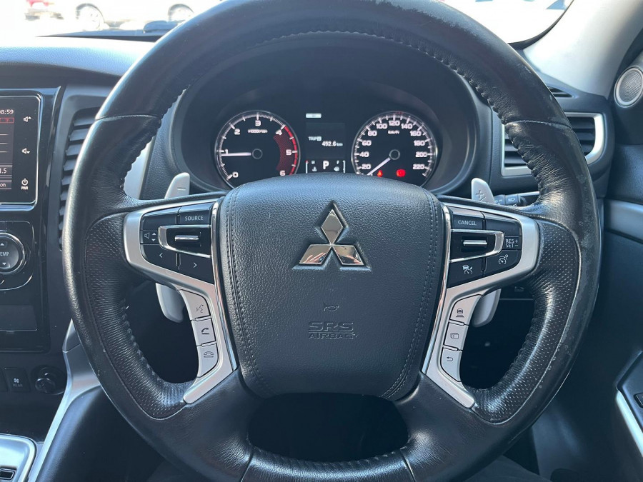 2018 Mitsubishi Pajero Sport QE GLS SUV Image 20