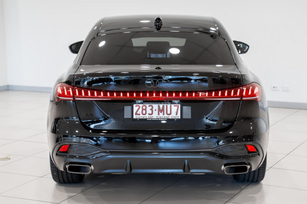 2025 Audi A5 B10 TFSI 150kW S line Sedan image 5