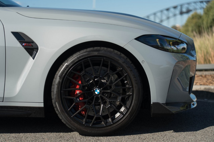 2024 BMW M4 CS Coupe Image 9