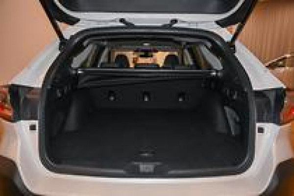 2025 [THIS VEHICLE IS SOLD] image 12