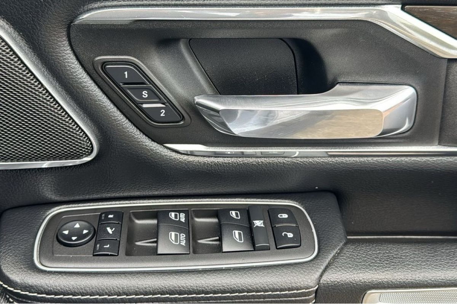 2022 Ram 1500 DT Laramie Ute Image 14
