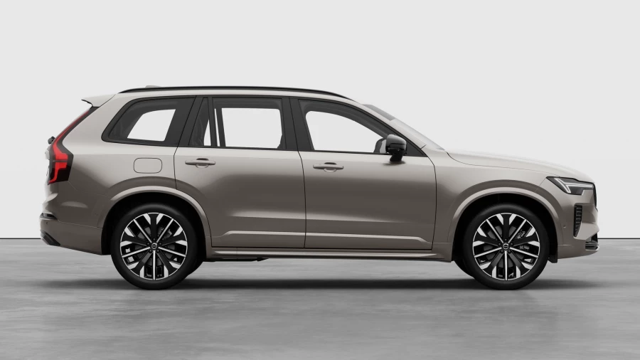 2026 Volvo XC90 L Series Ultra B5 Dark SUV Image 5