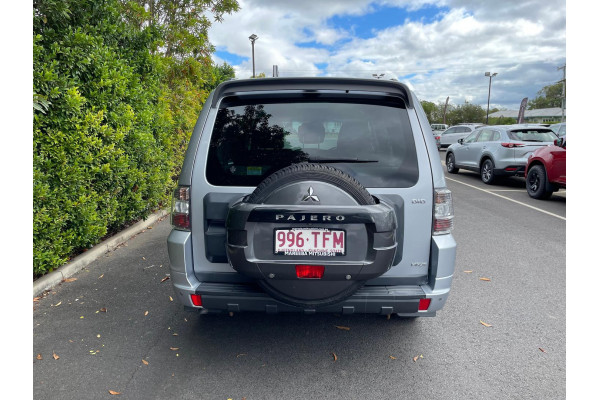 2013 MY14 Mitsubishi Pajero NW VR-X Suv