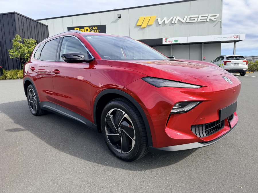 2026 MG MGS5 EV Essence 49 SUV Image 1