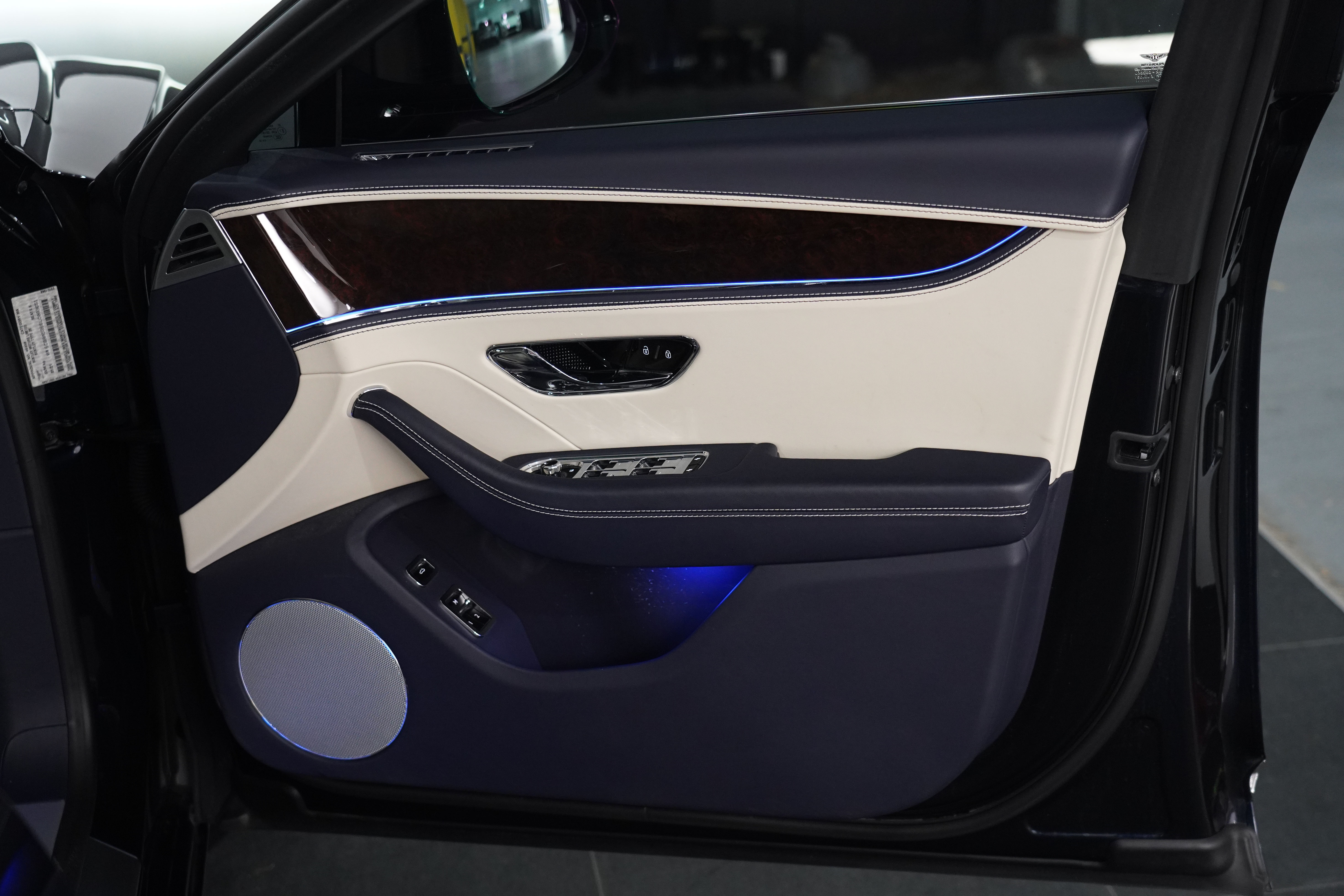 2021 Bentley Flying Spur W12 Sedan Image 47