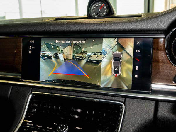 2021 MY22 Porsche Panamera 971 Sedan image 22