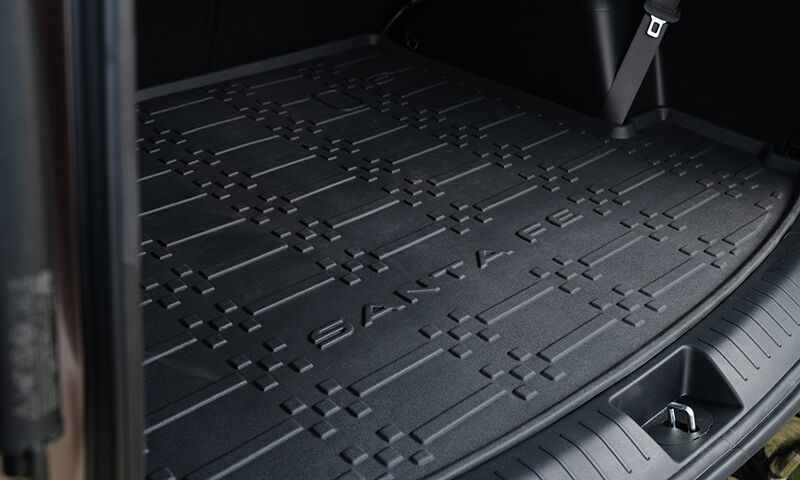 Cargo liner tray