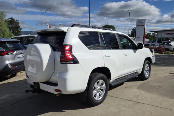 2019 Toyota LandCruiser Prado GDJ150R GXL SUV Image 7