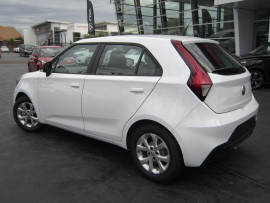 2021 [THIS VEHICLE IS SOLD] image 8