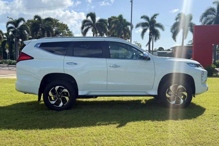 2024 Mitsubishi Pajero Sport QG GLS SUV Image 9