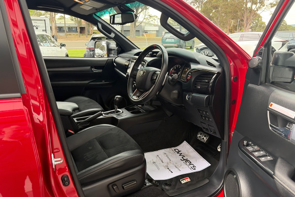 2024 Toyota HiLux 2L46540GR gr-s Ute Image 10