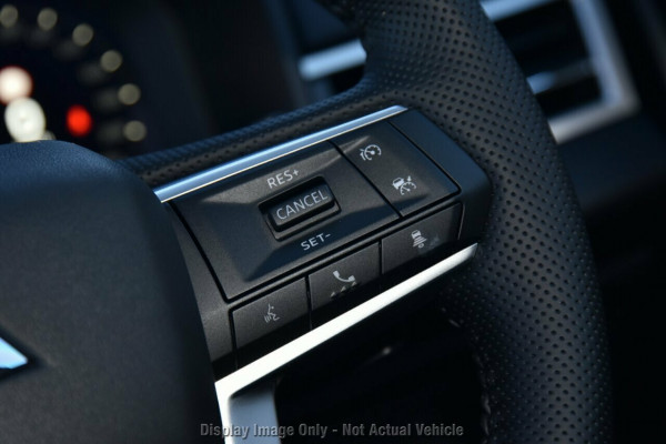 2026 Mitsubishi Outlander ZM Black Edition SUV Image 17