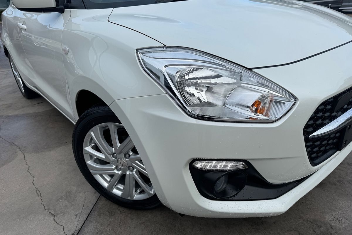 2023 Suzuki Swift AZ Series II GL Hatch Image 2