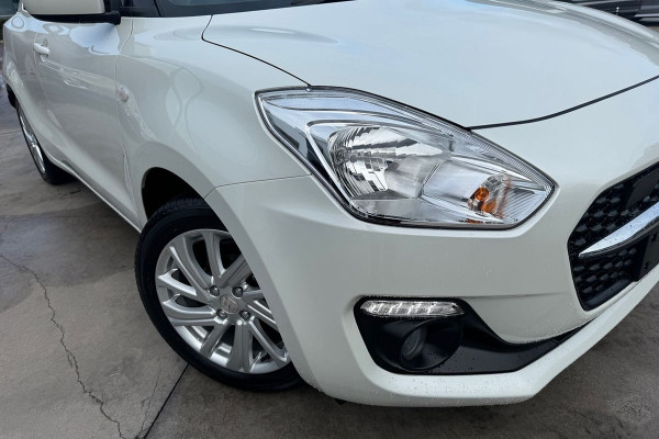 2023 Suzuki Swift AZ Series II GL Hatch Image 2