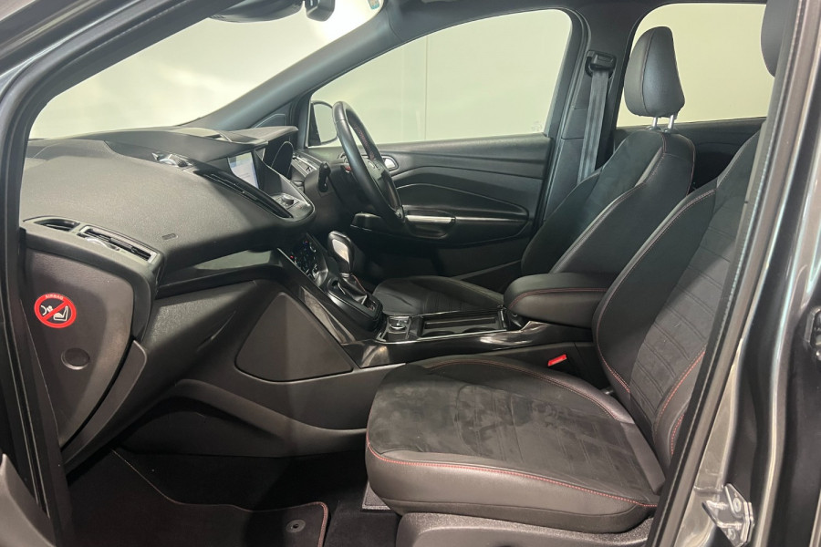 2018 MY19.25 Ford Escape ZG ST-Line SUV Image 17