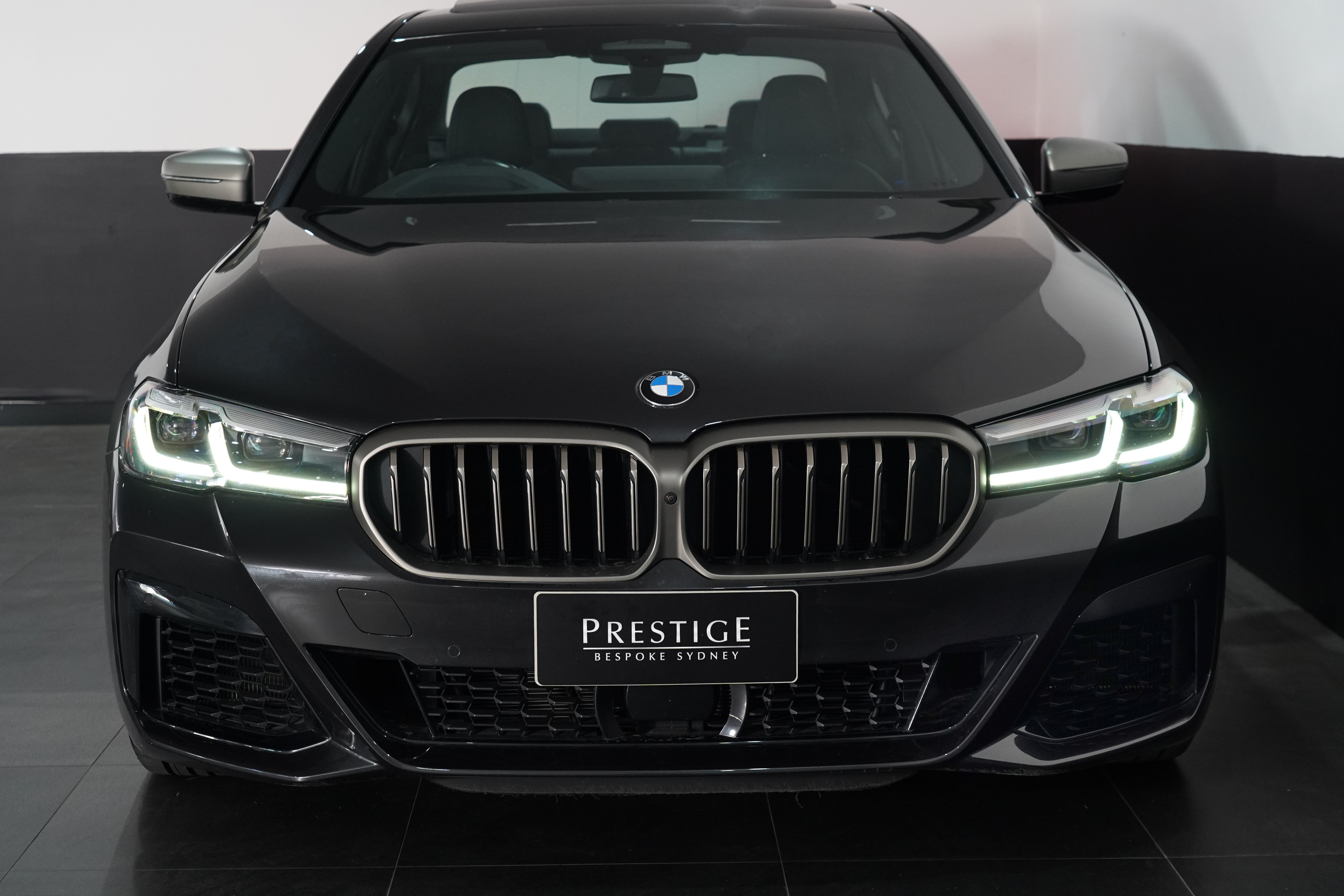 2022 BMW V8TT M550i Xdrive Pure Lci Sedan Image 11