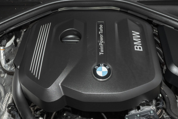 2017 BMW 1 Series 118i Sport Line Hatch Image 18