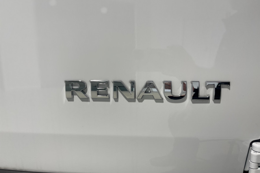 2024 Renault Master X62 Phase 2 Pro 110kW Van Image 36