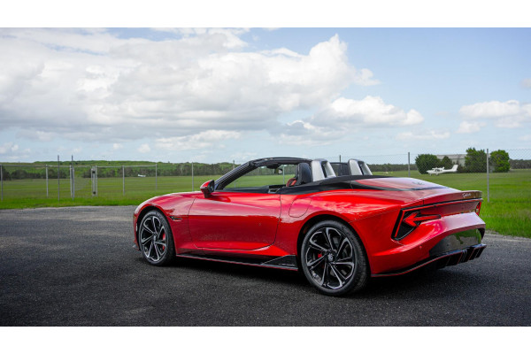 2024 MY24.5 MG Cyberster EC32  Convertible